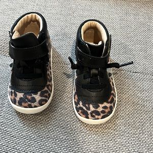 Old soles size 2 leopard first walkers